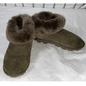 Kirkland Signature Shearling Sheepskin Boot - Style 7771036 - Women's Size 8